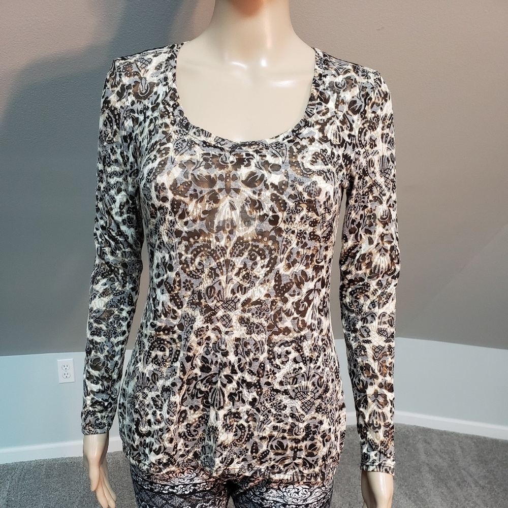 Cache Blouse - Picture 1 of 5